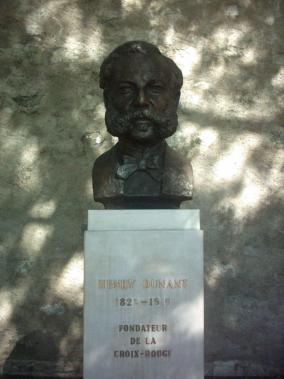 Buste Henri-Dunant- Place de Neuve